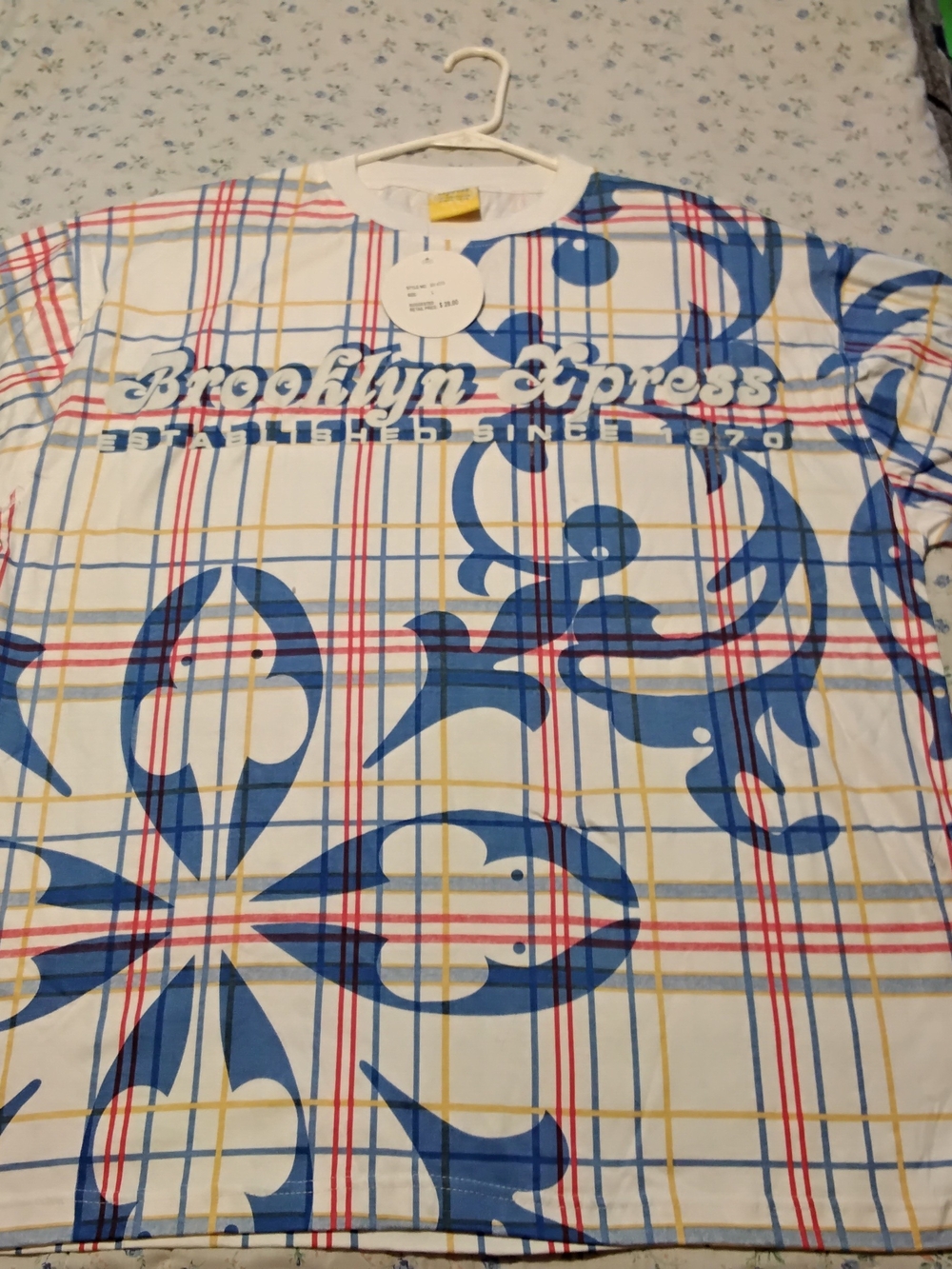 Express White Short-Sleeve Plaid Graphic Tee with Blue Print